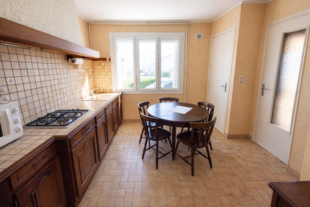 BREST - MAISON - 81 M2 - 5 PIECES photo 3