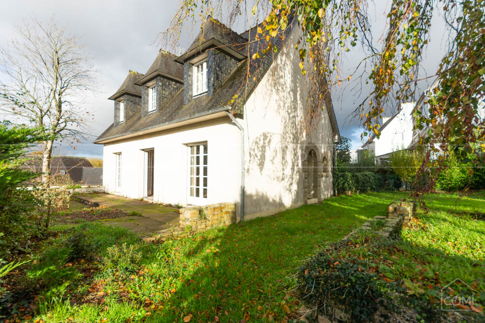 PLABENNEC - MAISON - 158 M2 - 7 PIECES