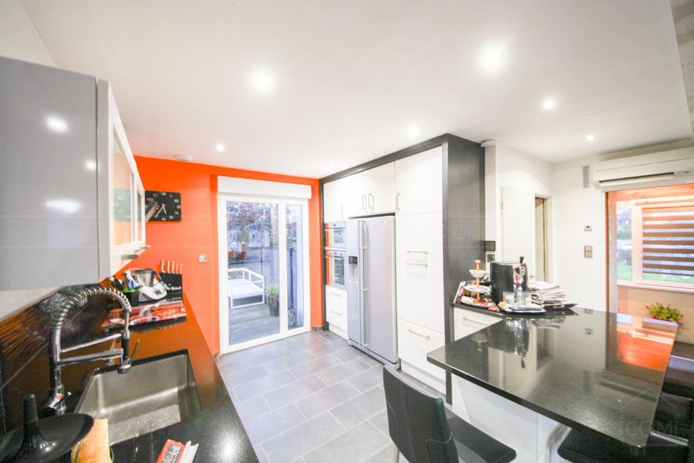 MAISON 230M² AVEC DEPENDANCE DE 40 M² - 4/5 CHAMBRES - TERRAIN 1000M² - VUE DEGAGEE photo 3