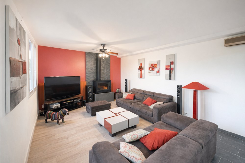 MAISON 230M² AVEC DEPENDANCE DE 40 M² - 4/5 CHAMBRES - TERRAIN 1000M² - VUE DEGAGEE photo 4