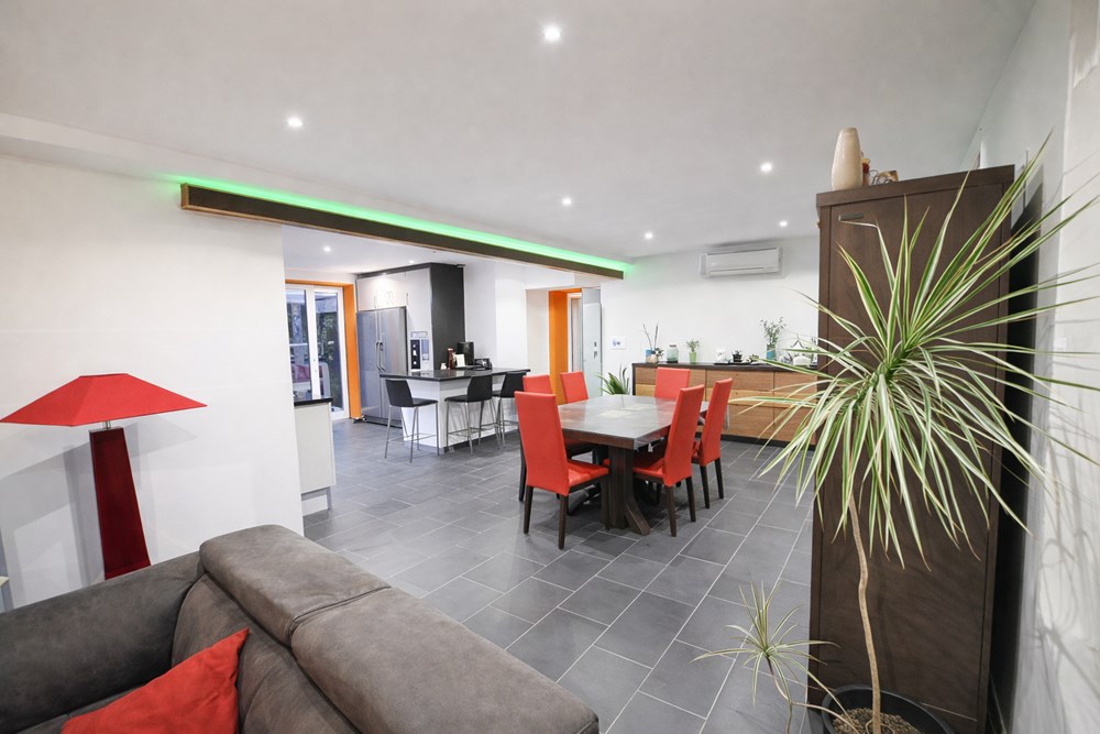 MAISON 230M² AVEC DEPENDANCE DE 40 M² - 4/5 CHAMBRES - TERRAIN 1000M² - VUE DEGAGEE photo 3