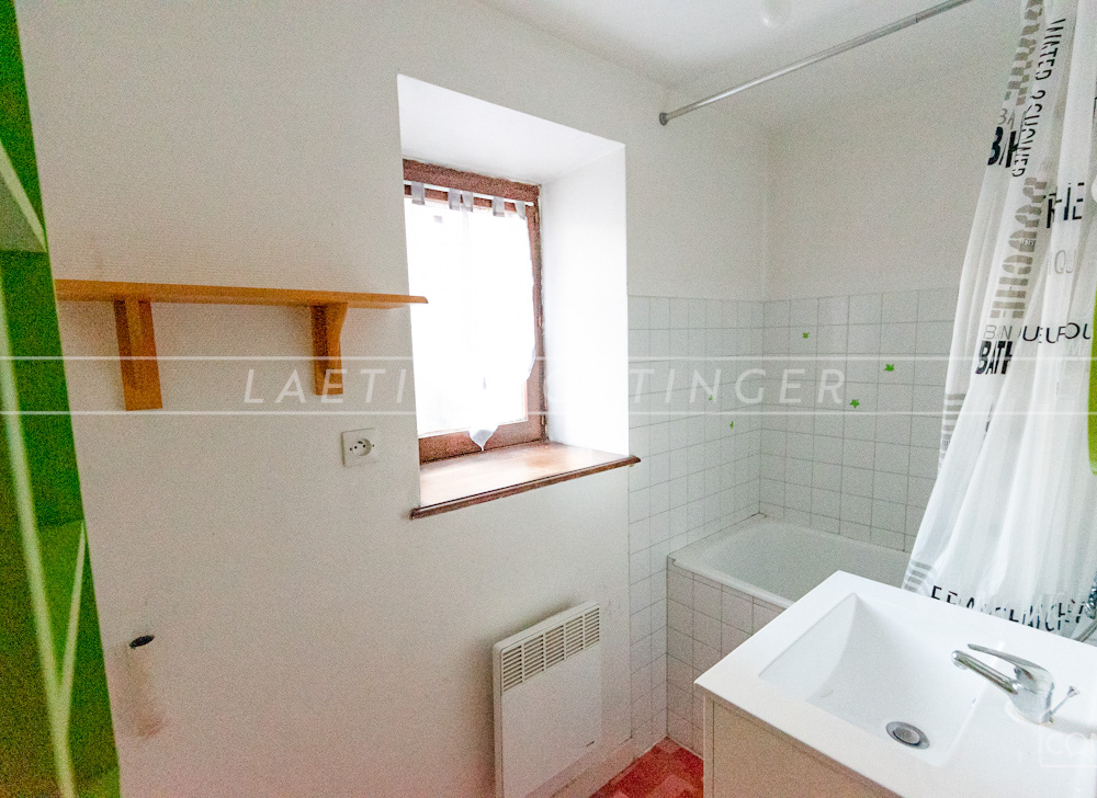 LESNEVEN - MAISON - 73 M2 - 3 PIECES photo 5