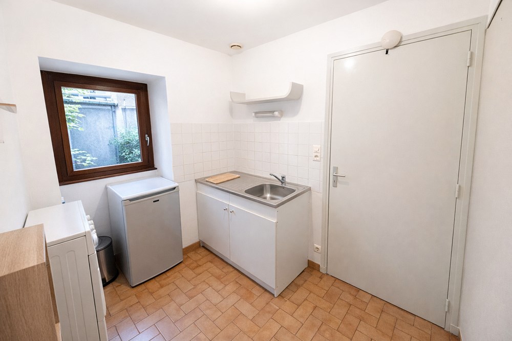 LESNEVEN - MAISON - 73 M2 - 3 PIECES photo 3