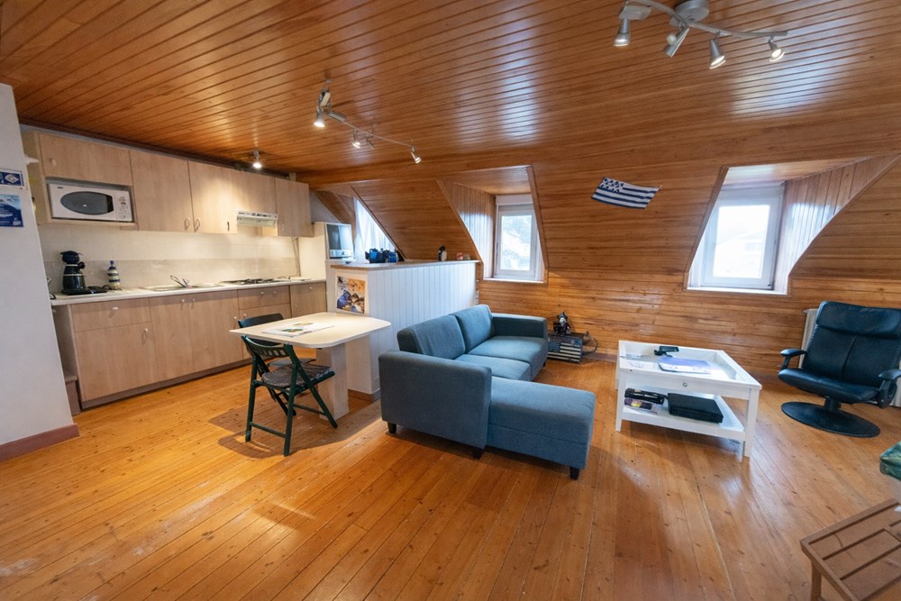 SAINT-RENAN - APPARTEMENT - 63 M2 - 2 PIECES photo 2