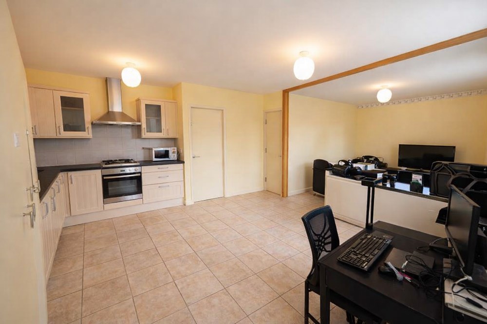 LESNEVEN - APPARTEMENT - 41 M2 - 2 PIECES