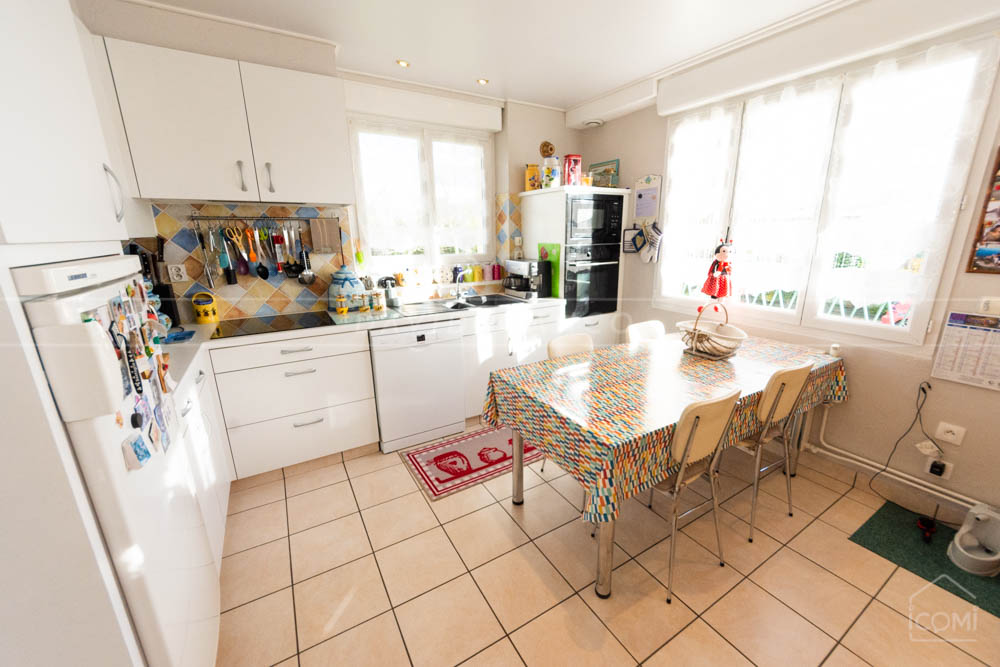 MAISON T6/7 120M² SUR 1000M² DE TERRAIN photo 3