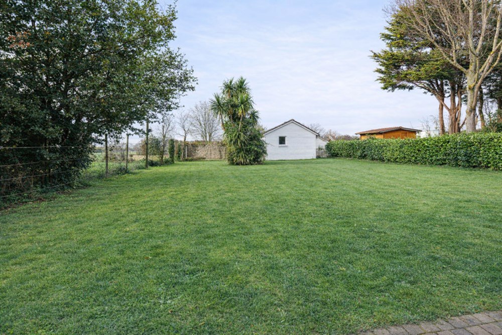 BREST - MAISON - 150 M2 - 6 PIECES photo 2