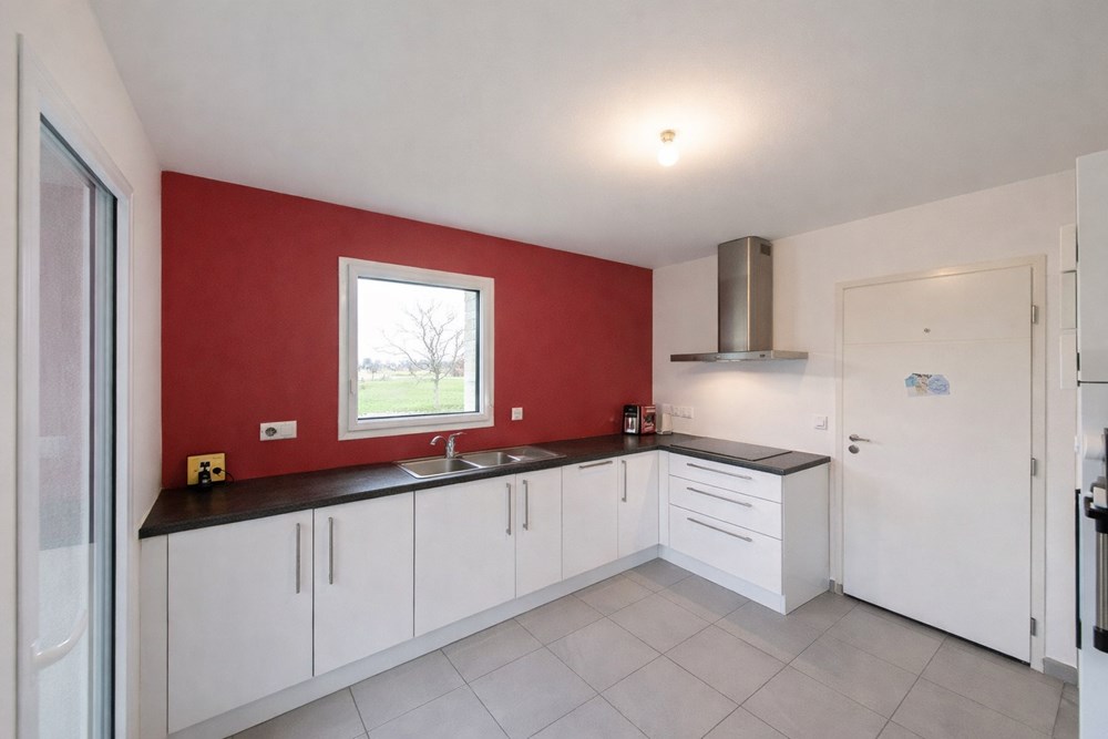 SAINT-DERRIEN - MAISON - 131 M2 - 6 PIECES photo 2