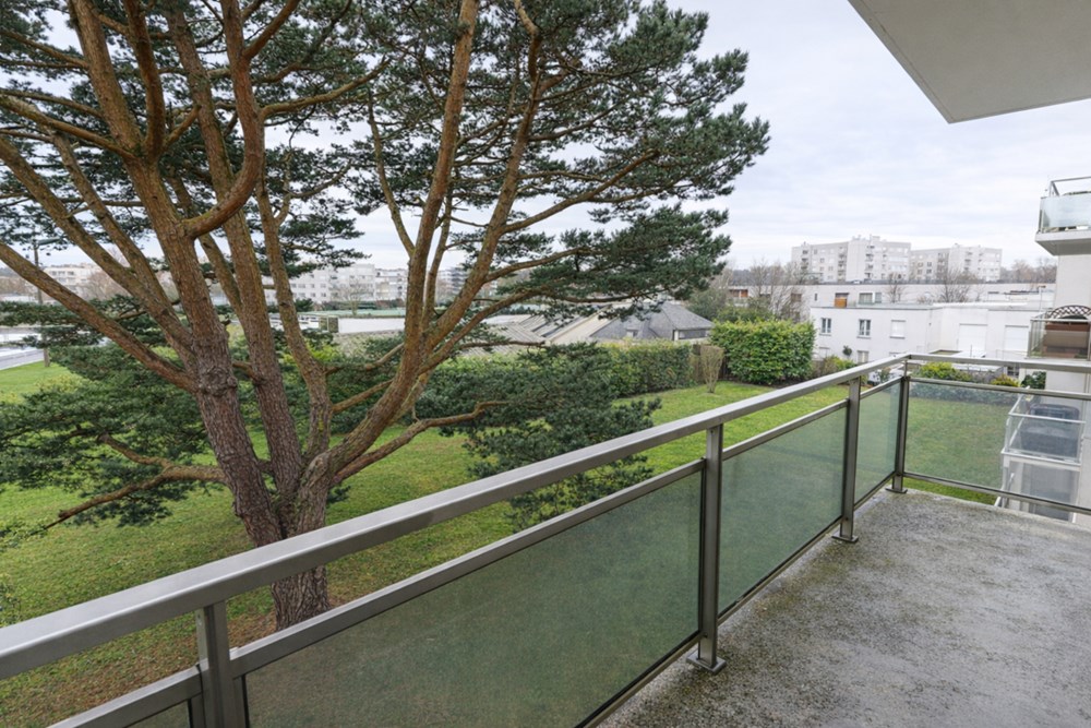 BREST - APPARTEMENT - 84 M2 - 4 PIECES