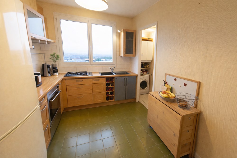 BREST - APPARTEMENT - 84 M2 - 4 PIECES photo 4