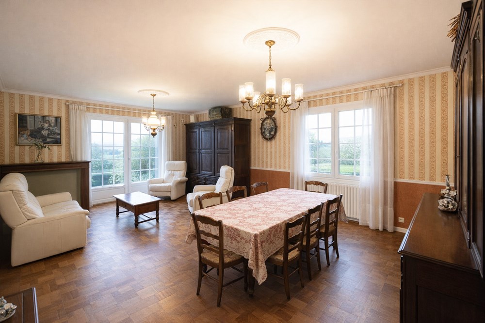 MAISON PLAIN PIED 4 CHAMBRES COMBLES AMENAGEABLES SUR 2000M² DE TERRAIN AVEC HANGAR photo 2