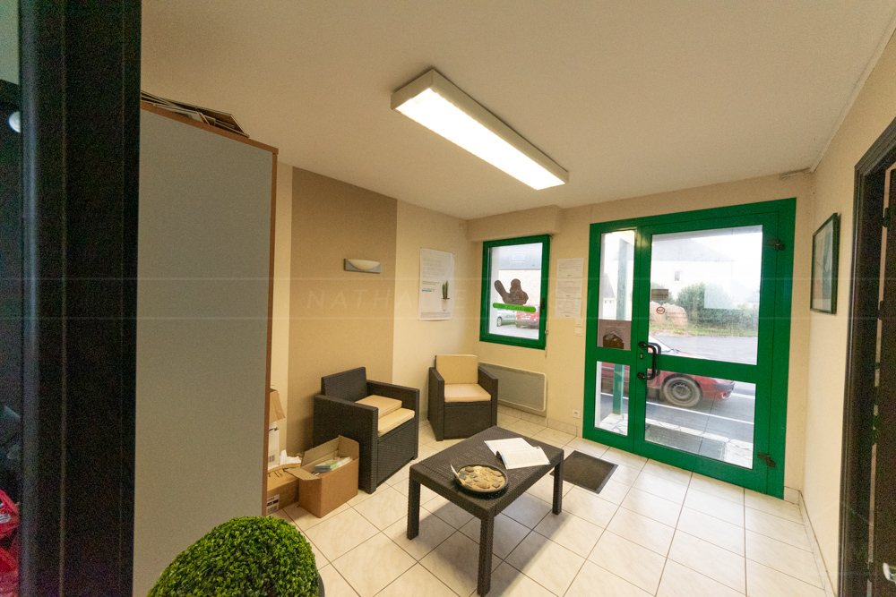 MAISON 90M² R+1 - TERRAIN 100M² - AMENAGEE A CE JOUR EN LOCAL PROFESSIONNEL photo 4