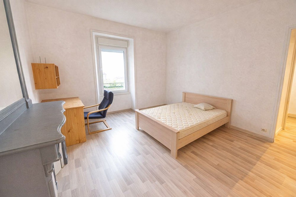 BREST - APPARTEMENT - 54 M2 - 2 PIECES photo 4