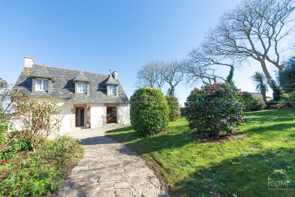 MAISON T5 130M² SUR TERRAIN DE 1200M²