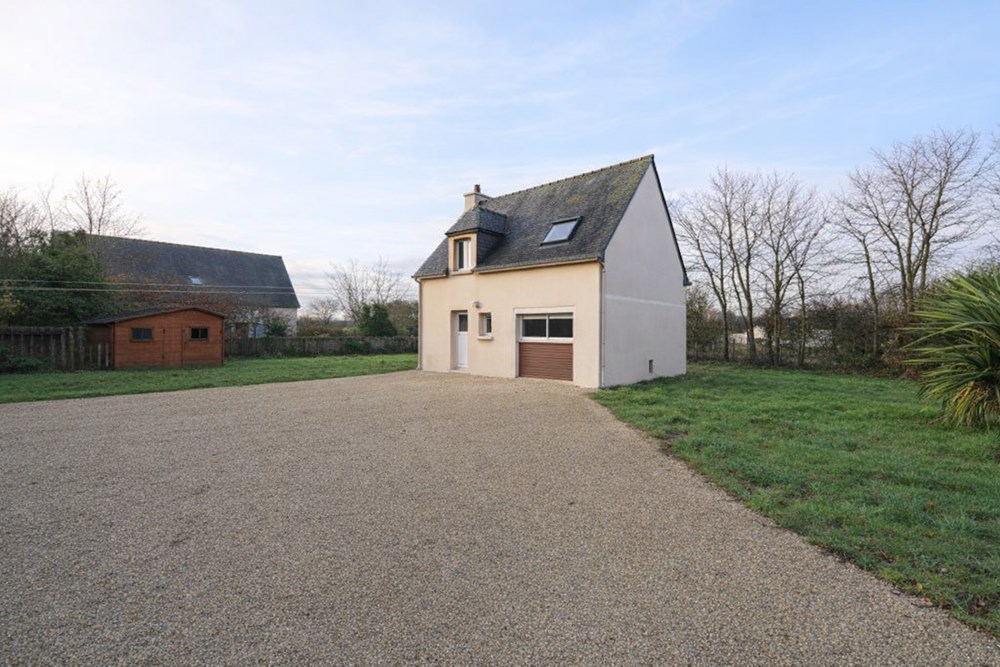 SAINT-VOUGAY - MAISON - 92 M2 - 5 PIECES