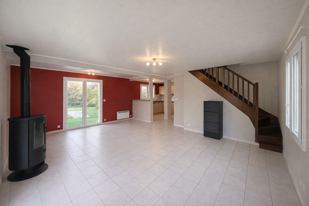 SAINT-VOUGAY - MAISON - 92 M2 - 5 PIECES photo 2