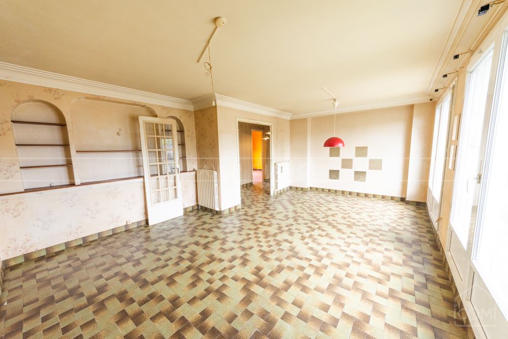 MAISON T8/9 160M² SUR TERRAIN CLOS DE PLUS DE 450M² AVEC GARAGE ET POSSIBILITE D'UN RENDEMENT LOCATIF photo 2