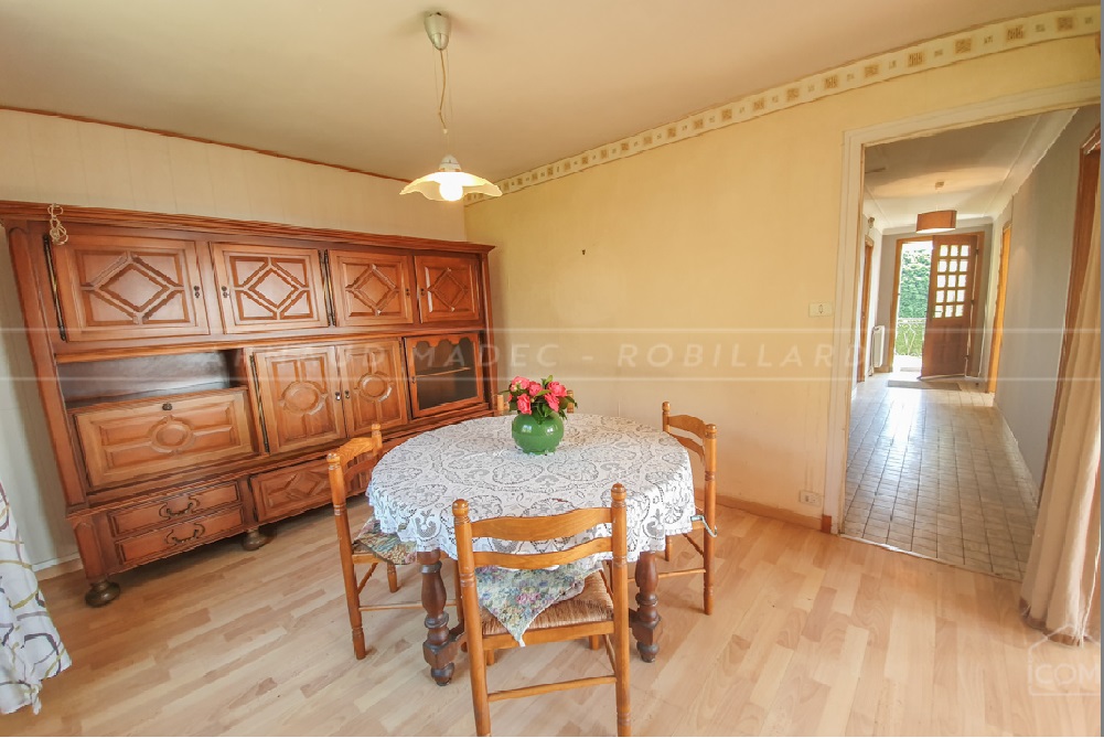 MAISON 5/7 CH DE 140M² - TERRAIN DE 2800M² - ESPACE DE VIE TRIPLE 50M² - CALME - 1ERE MAIN photo 5