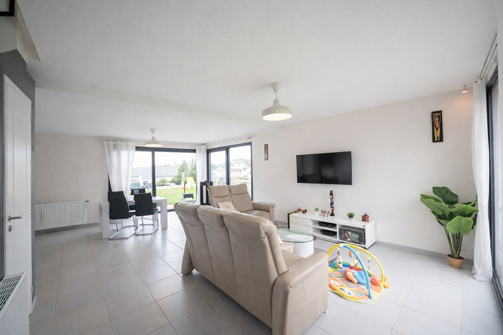 MELESSE - MAISON - 116 M2 - 5 PIECES photo 4