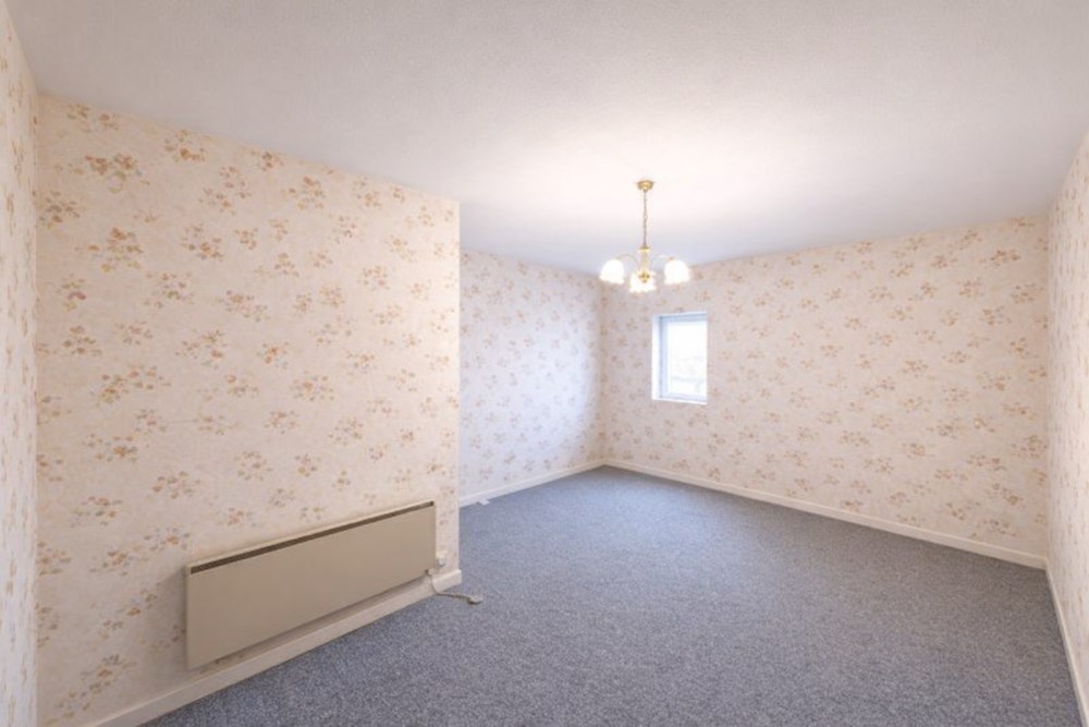 SAINT-URBAIN - MAISON - 272 M2 - 4 PIECES photo 4