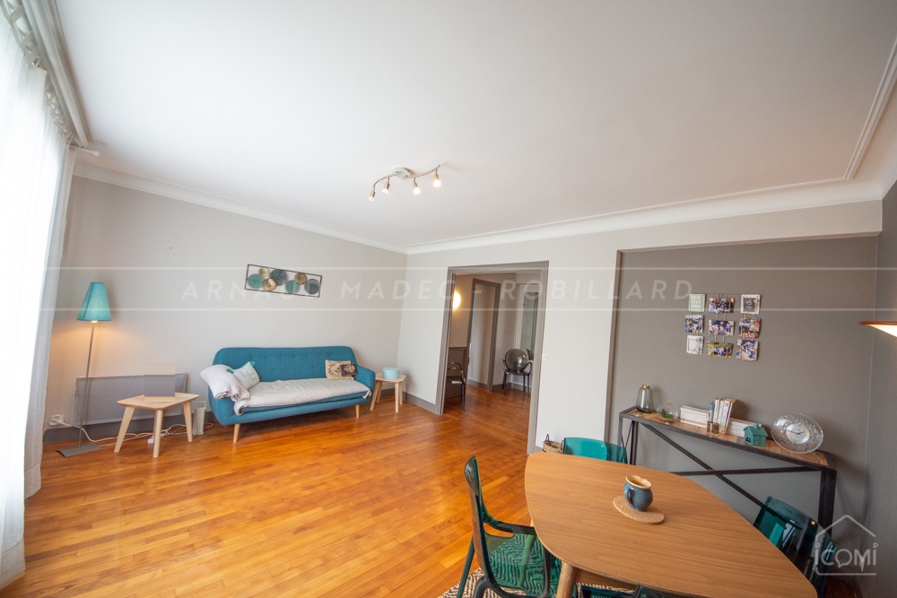 APPARTEMENT T3 - ASCENSEUR - CALME - CHARME - PARKING photo 3