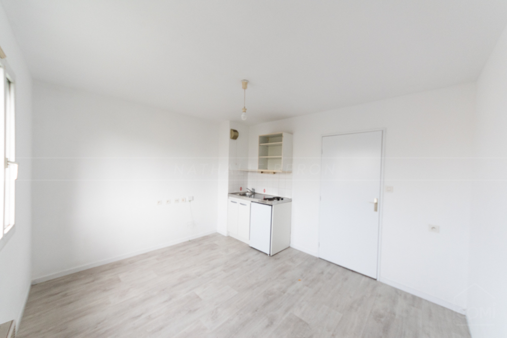 APPARTEMENT - RESIDENCE ETUDIANTE PRESTIGE - 18 M² - LOCATAIRE EN PLACE JANVIER 2021
