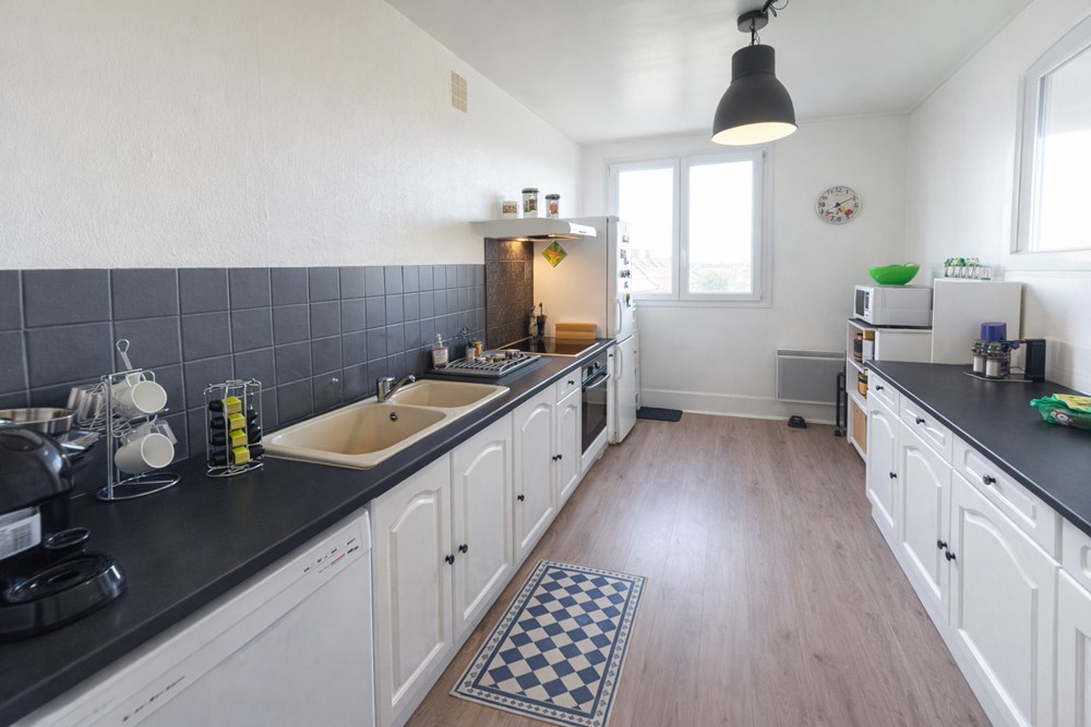 BREST - APPARTEMENT - 54 M2 - 2 PIECES photo 2