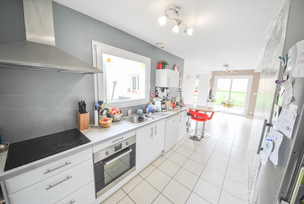 MAISON 2005 - AU CALME - 4 CHAMBRES - TERRAIN 720M²---------------------------------------------------------------------- photo 3