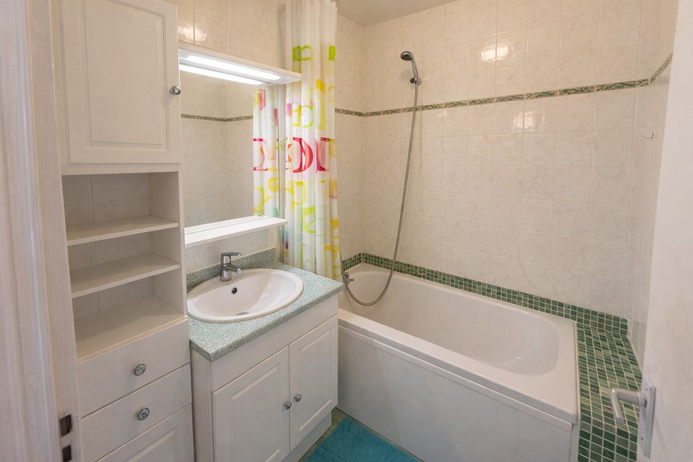 BREST - APPARTEMENT - 85 M2 - 5 PIECES photo 5