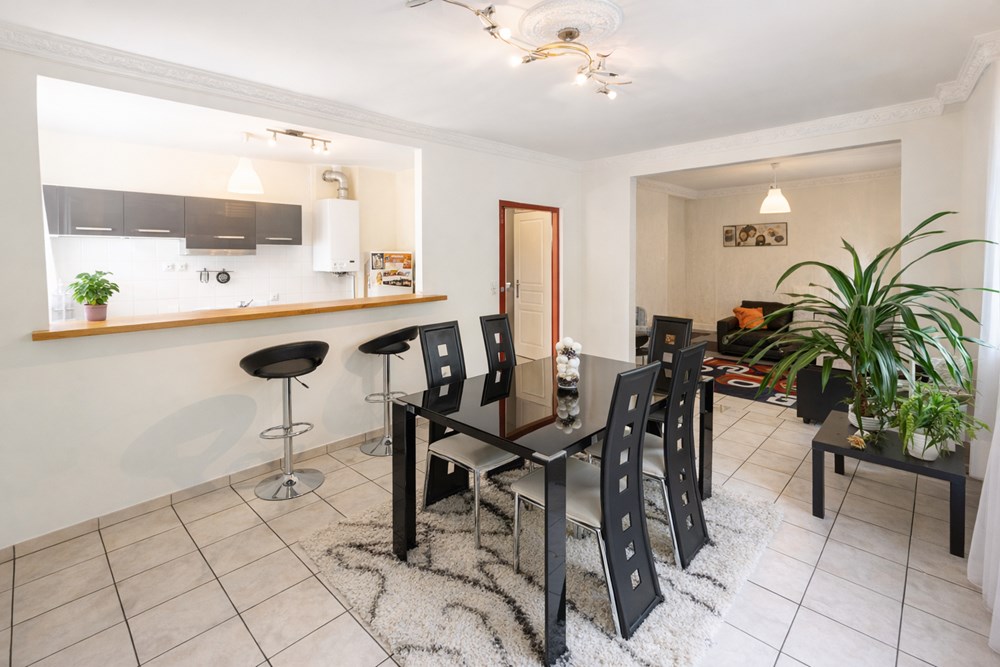 BREST - APPARTEMENT - 85 M2 - 5 PIECES photo 2