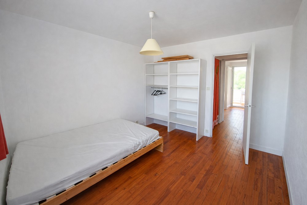 BREST - APPARTEMENT - 66 M2 - 3 PIECES photo 4