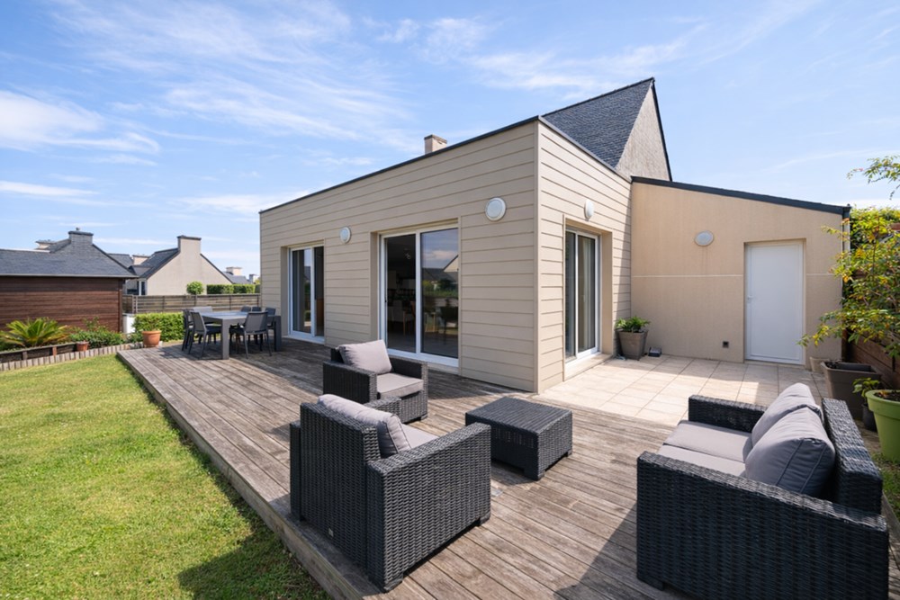 MAISON - 4 CHAMBRES - 131M² - ENVIRONNEMENT CALME - PROCHE COMMODITES - AUCUN TRAVAUX