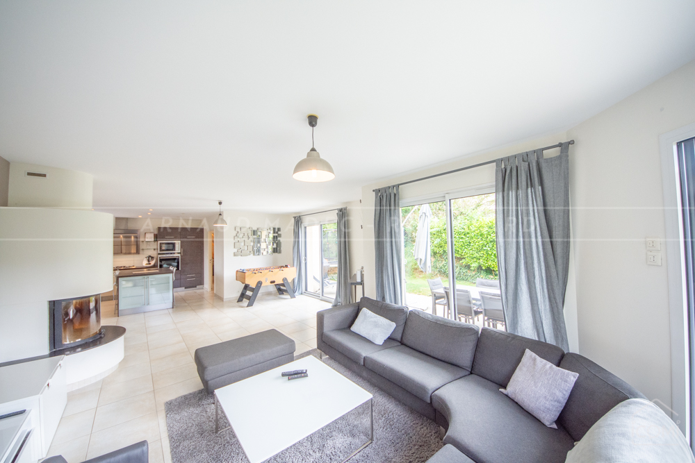 MAISON CONTEMPORAINE - 4/5 CH - PIECE DE VIE 50M² - CARPORT - PISCINE POSSIBLE photo 3