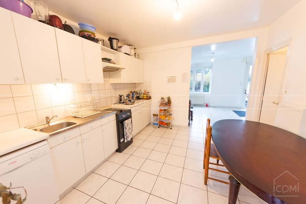 MAISON INDIVIDUELLE T5 110M² AVEC GARAGE ET LOCATAIRE EN PLACE SUR TERRAIN DE 330M² photo 3