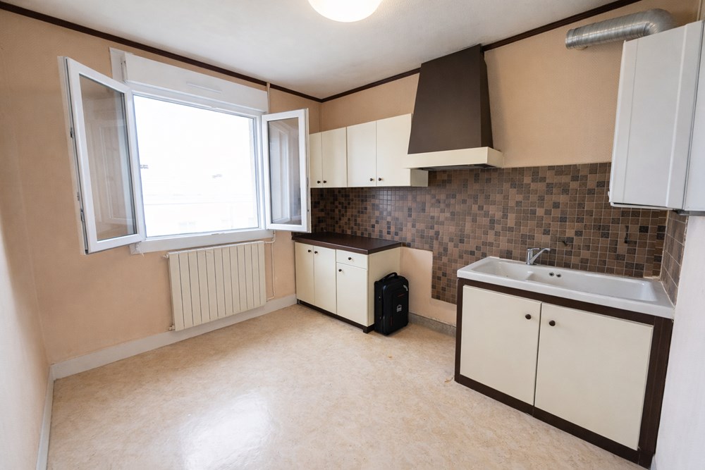 BREST - APPARTEMENT - 69 M2 - 4 PIECES photo 3