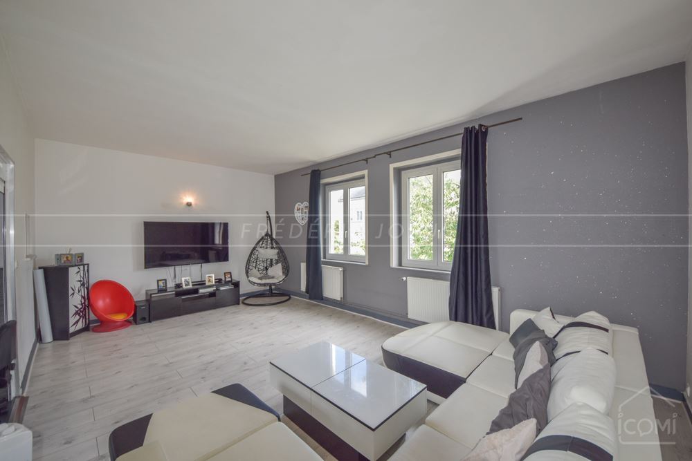 APPARTEMENT T3 - JARDIN 100M2 - PLACE STATIONNEMENT SECURISEE -