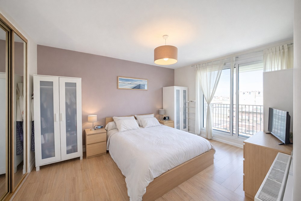 APPARTEMENT T4 DE 110M² - 3CH - EXPOSITION SUD - VUE DEGAGEE - ASCENSEUR - BALCON photo 5