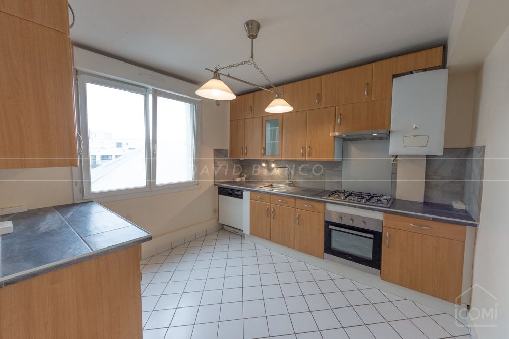 APPARTEMENT T4 81M² photo 4