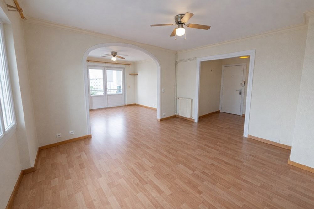 BREST - APPARTEMENT - 81 M2 - 3 PIECES