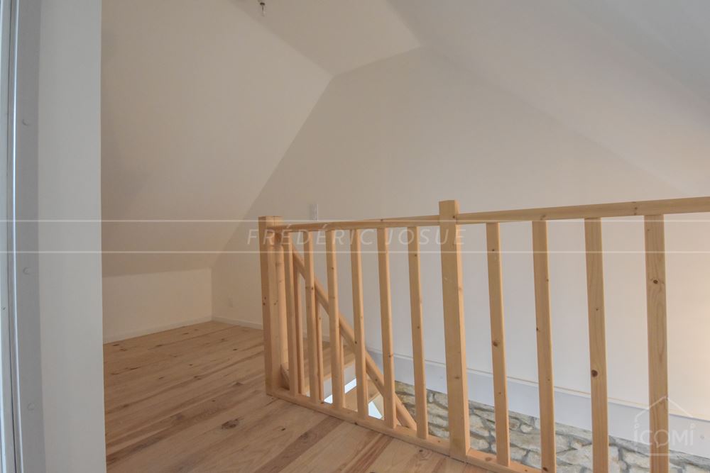 MAISON DES ANNEES 30 ENTIEREMENT RENOVEE - DEPENDANCES 50M² - TERRAIN 3000M2 - CALME photo 3