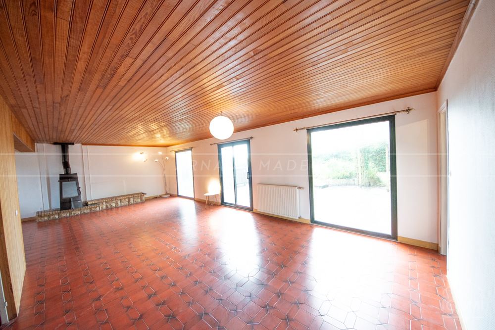 PROPRIETE T6-T7 - 160M² - 4/5 CHAMBRES - TERRAIN 1600M² - VUE MER - RARE photo 5