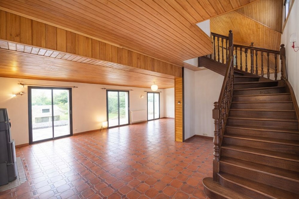 PROPRIETE T6-T7 - 160M² - 4/5 CHAMBRES - TERRAIN 1600M² - VUE MER - RARE photo 2