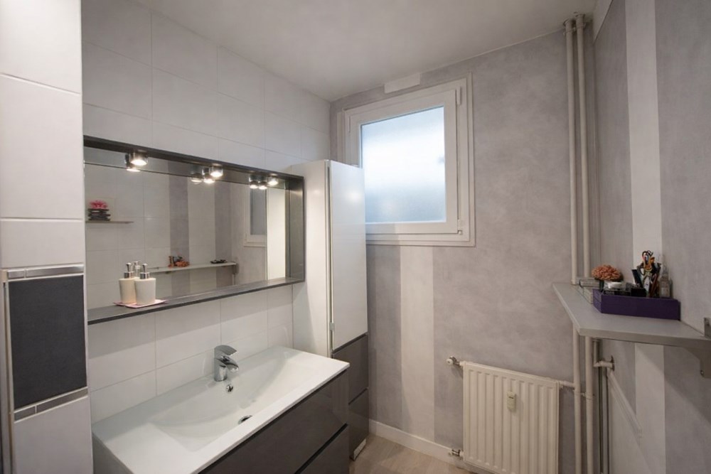 APPARTEMENT T3/T4 DE 74M² - 2/3 CHAMBRES - CALME - VERDURE - COUP DE COEUR ASSURE photo 4