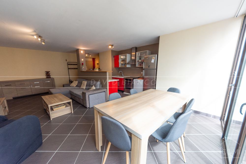 APPARTEMENT T4 85M² AVEC CAVE ET PARKING PRIVE COUVERT photo 4