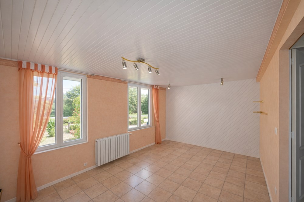 PLOURAY - MAISON - 102 M2 - 6 PIECES photo 2
