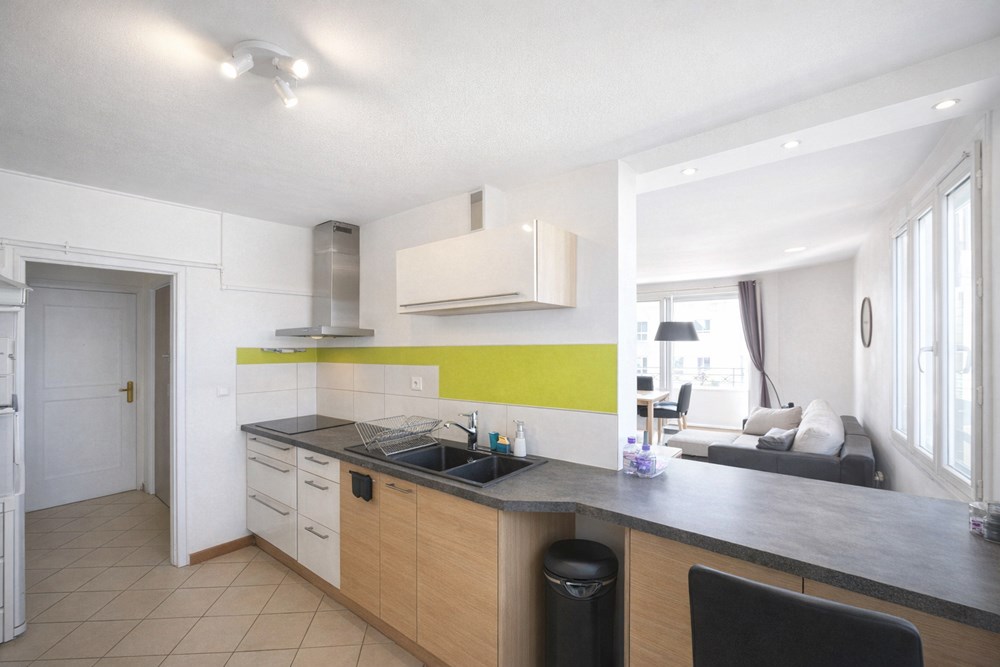 APPARTEMENT 77M² - 2EME ETAGE - SAINT LUC - DALLE BETON - JOLIE VUE - photo 2