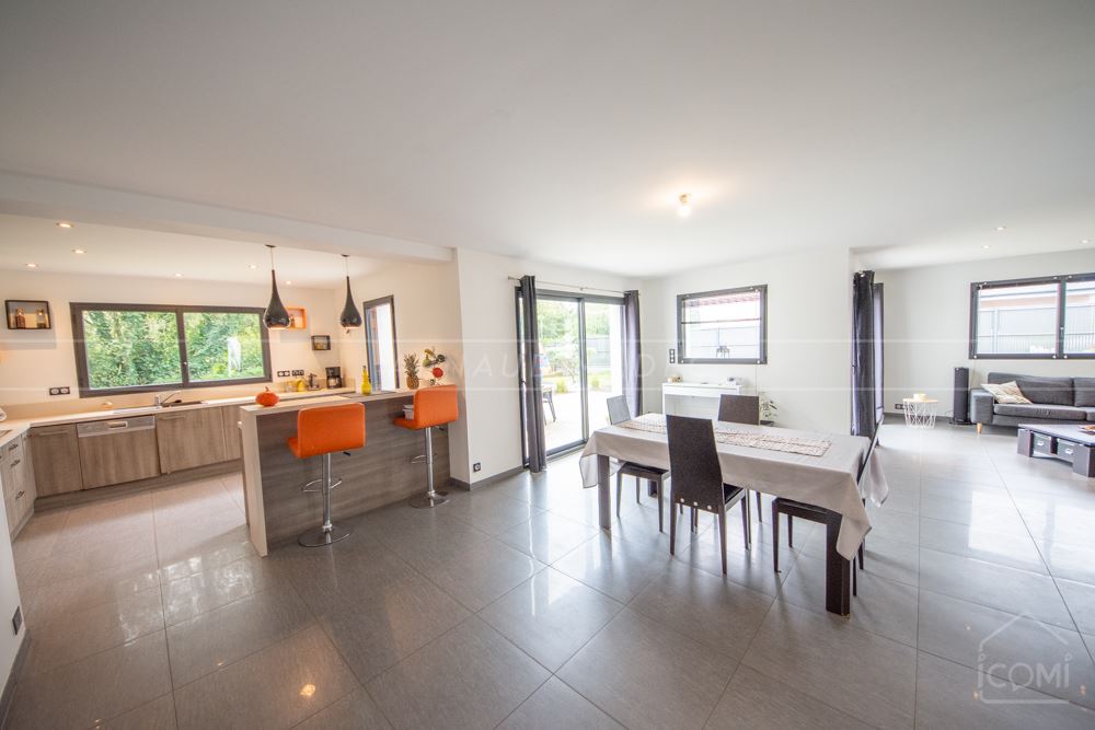MAISON CONTEMPORAINE 2012 - T6 - 150M² - 4 CH - PIECE VIE 60M² photo 5
