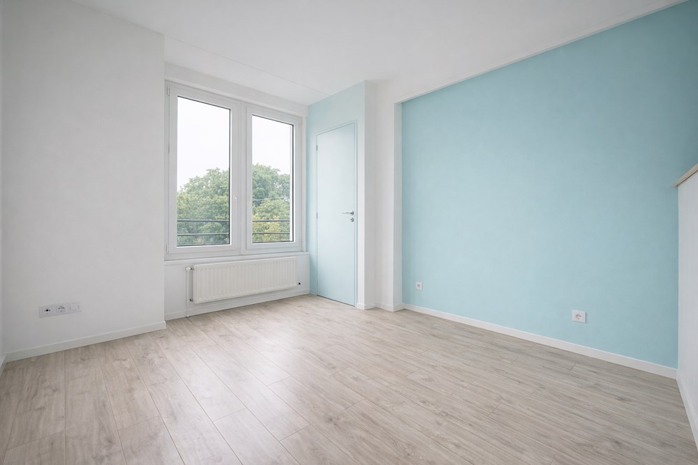 APPARTEMENT 70M² ENTIEREMENT RENOVE -2 CHAMBRES- LUMINEUX - SEUL AU 3EME ETAGE - VUE MER photo 5