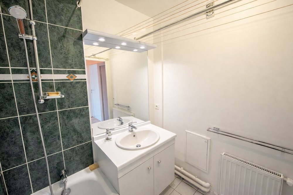 APPARTEMENT T4 DE 100M² - STANDING - ASCENSEUR - 2 PARKINGS - TERRASSE - RARE photo 5