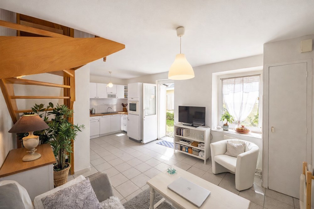 MAISON/TRIPLEX - 3 CHAMBRES - ESPACE VIE EN REZ DE JARDIN - CALME - HYPER CENTRE VILLE - RARE photo 2